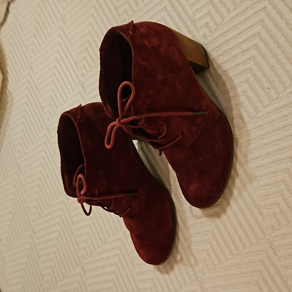 Toms Red suede booties
